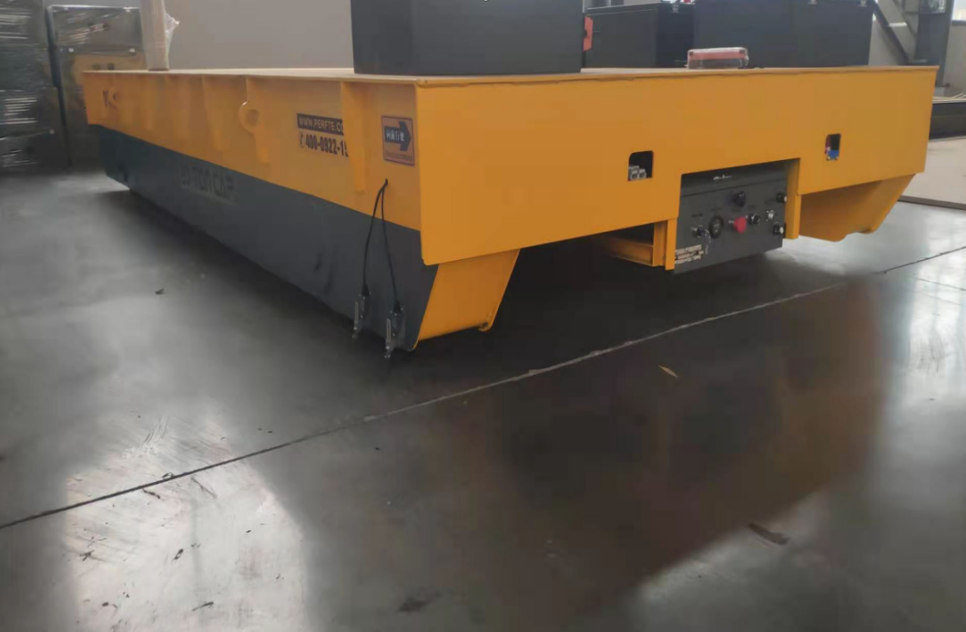 江苏无锡20T蓄电池电动搬运车