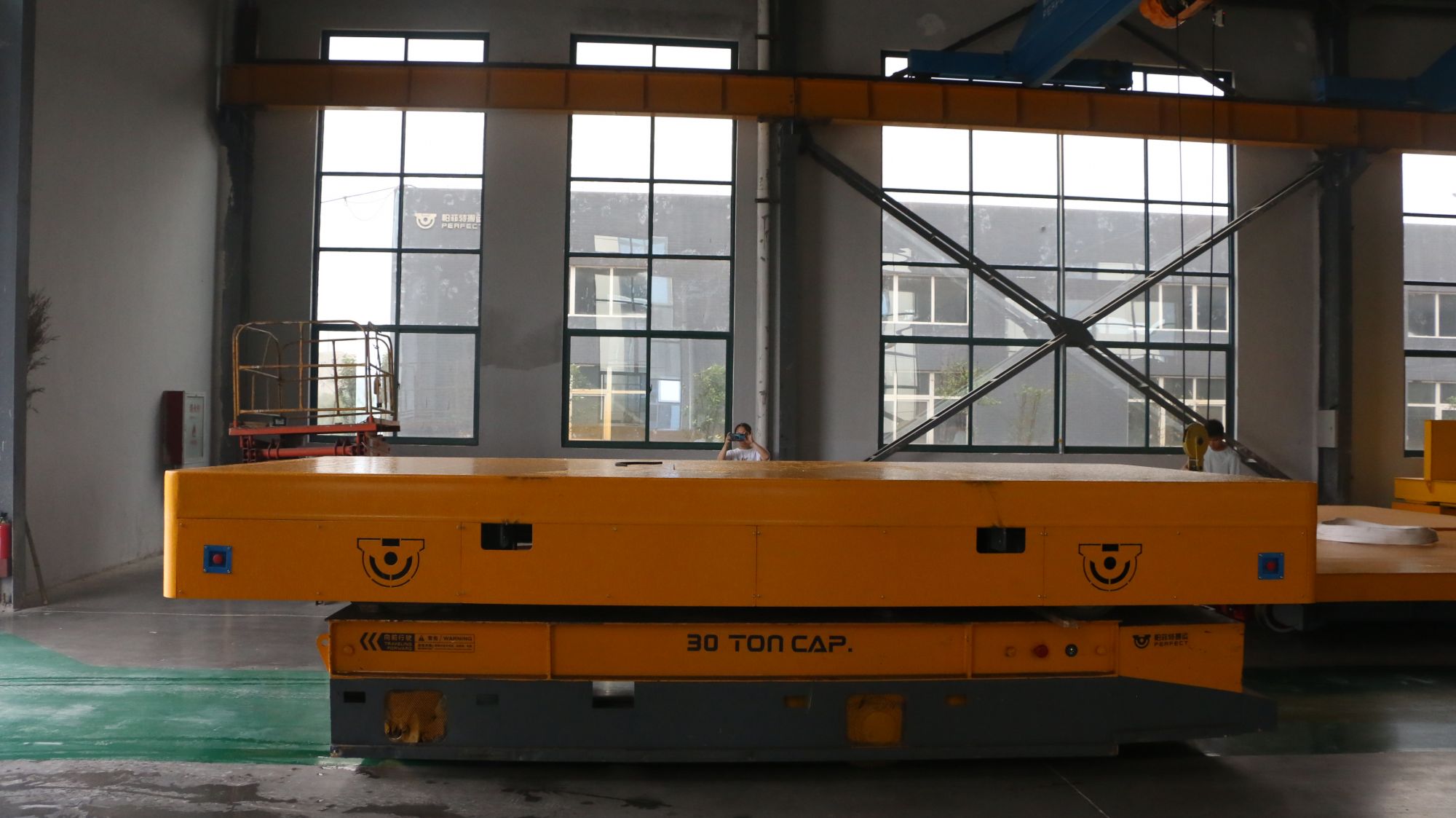 广州西南石化搬运平板车